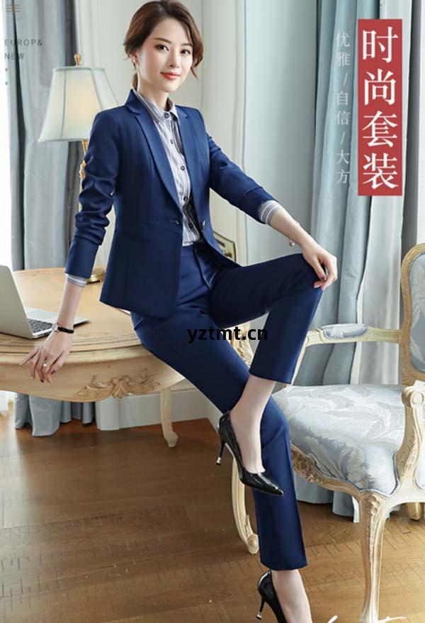 女(nv)職(zhi)業裝(zhuang)